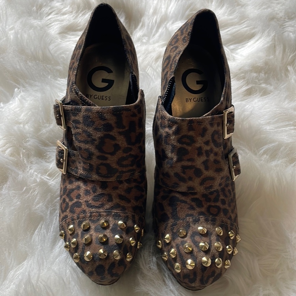 G by Guess heels. Leopard print. Size 7 1/5.